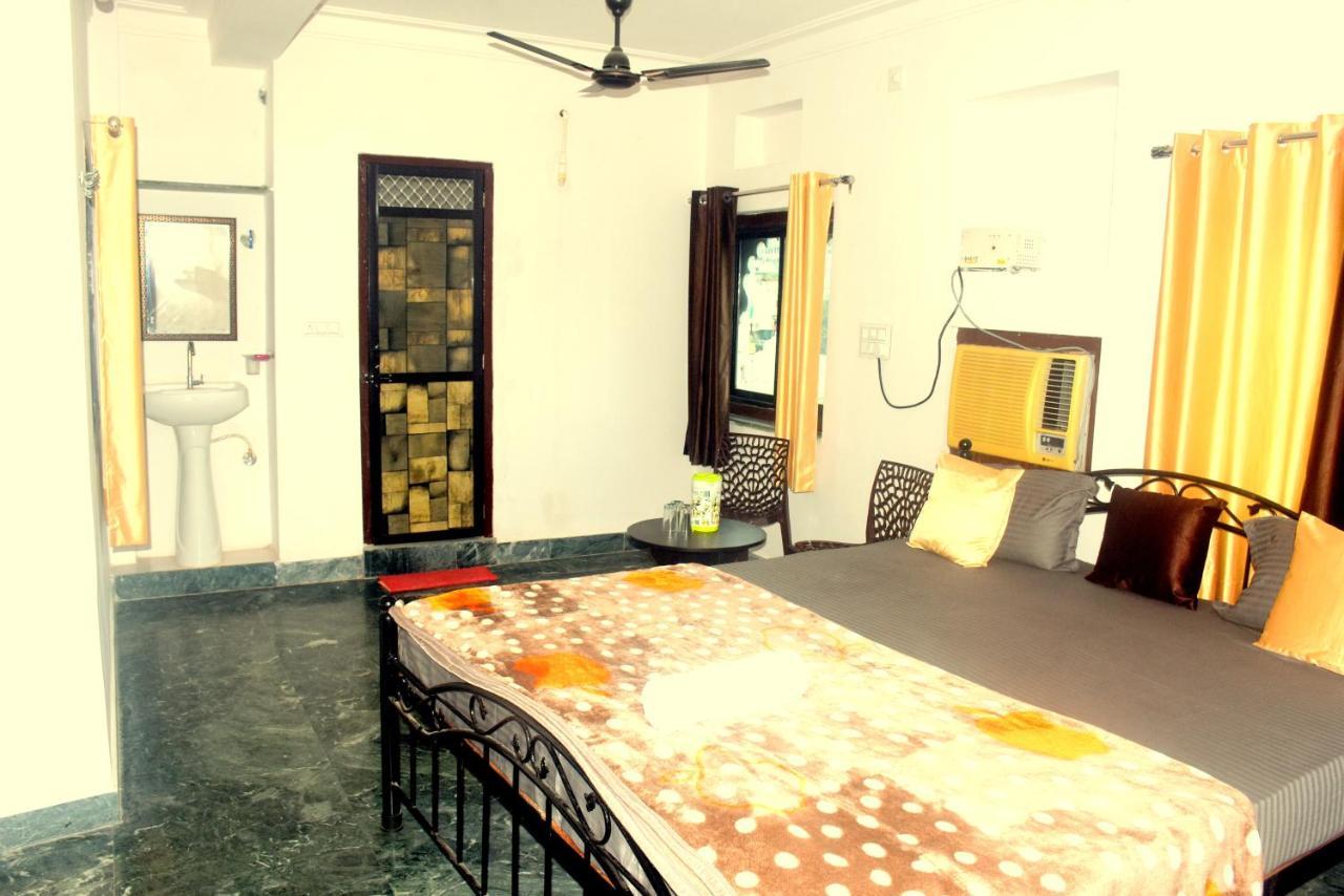 The New Lake Front Bed and Breakfast Udaipur Exteriör bild