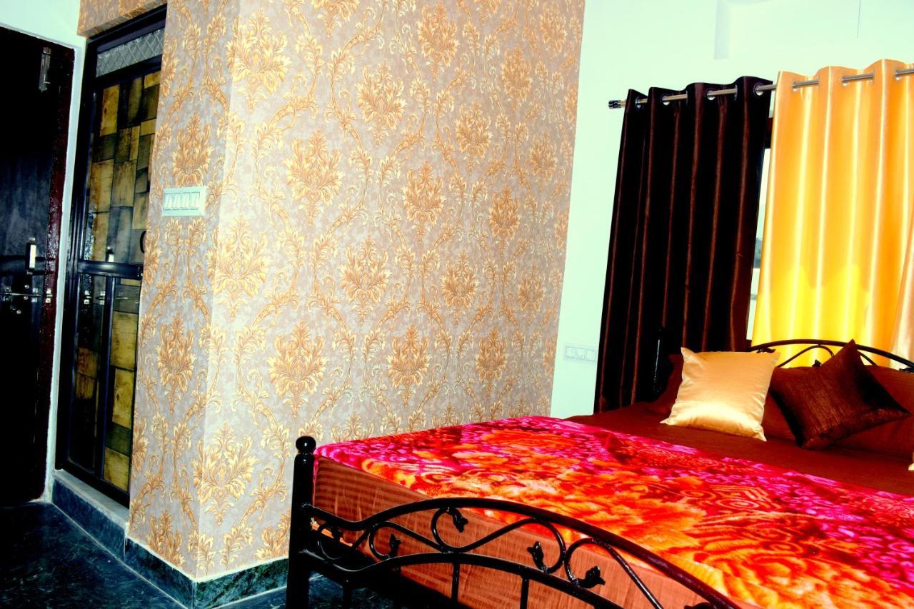 The New Lake Front Bed and Breakfast Udaipur Exteriör bild