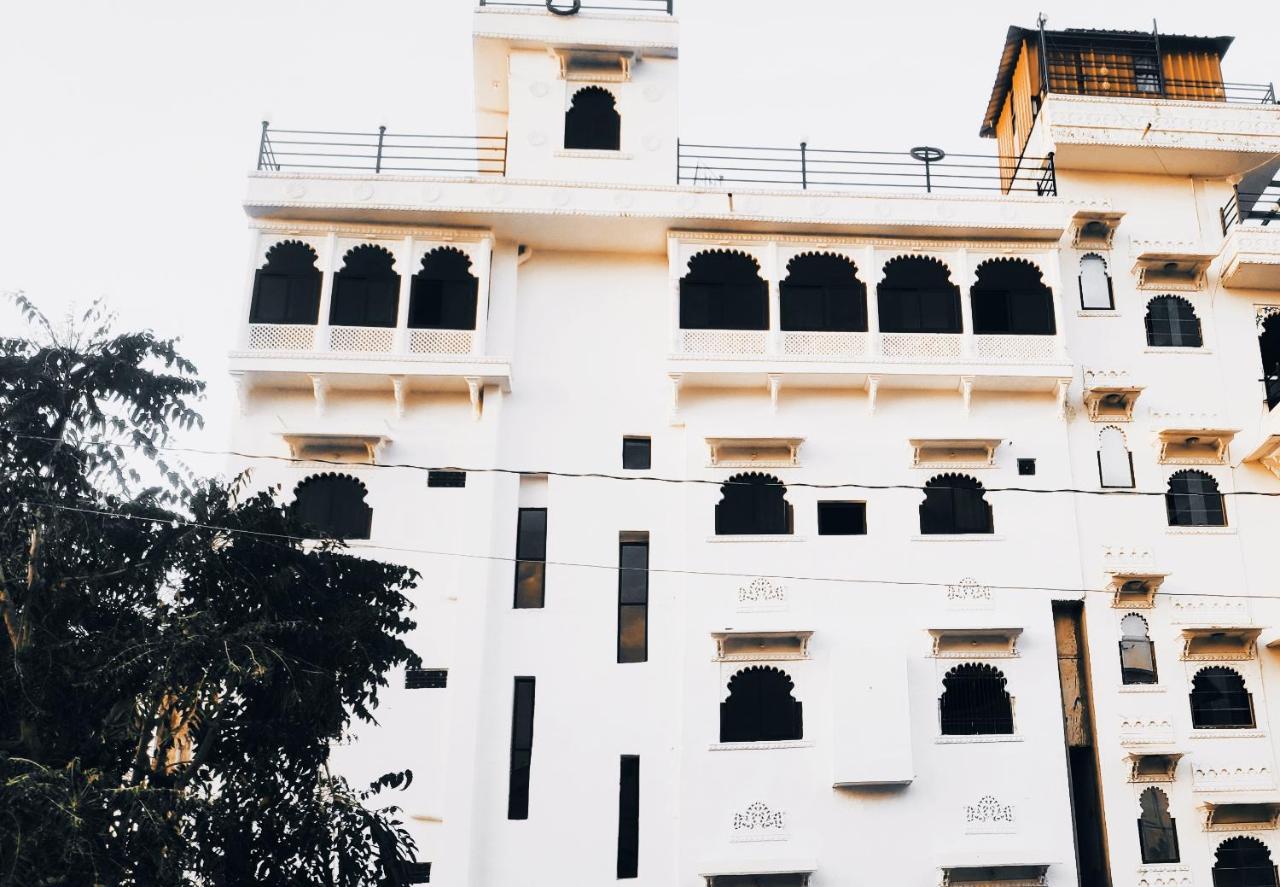 The New Lake Front Bed and Breakfast Udaipur Exteriör bild
